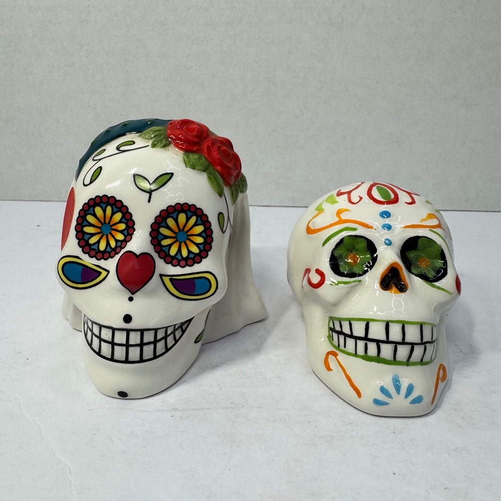 Day of the Dead Sugar Skull‎ Bride and Groom Ceramic Salt and Pepper Shaker Set